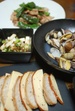 2009年8月10日　ボンゴレ風　スモークチーズと手作りパン　山芋のお浸し　豚肉とピーマンの炒め物