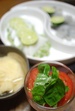 2009年10月4日　さよりのお刺身　蒲鉾とオクラの盛り合わせ　油揚げの袋に　トマトとバジルのサラダ　