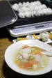 2010年7月12日　　鶏肉と夏野菜のスープ煮　おにぎり　餃子