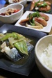 2010年9月16日　サバのしょうゆ煮　ウィンナーとシメジのソテー　豆サラダ

