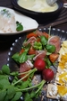 2013年12月28日　豆腐のトロトロタジン鍋　生ハムと野菜のサラダ